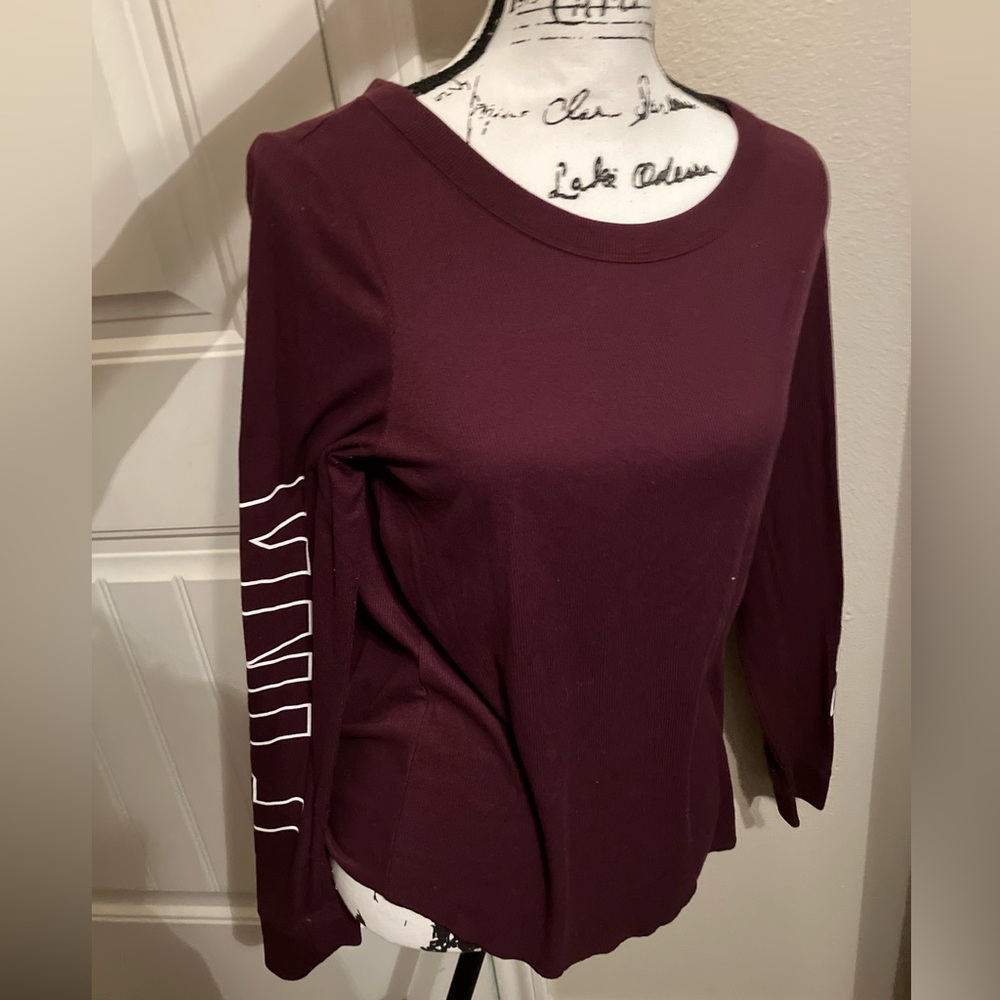 VS PINK Women’s Long Sleeve Tee